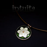 Small Round Dark Green And Snow White Necklace with Flower Motif